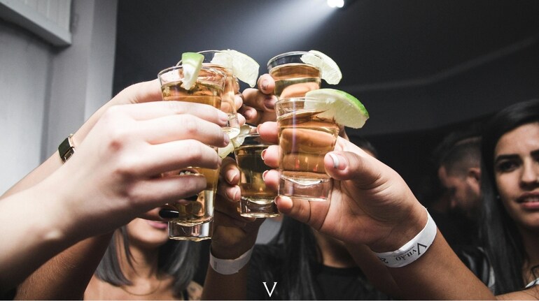 5 surprising reasons why alcohol affects men and women differently