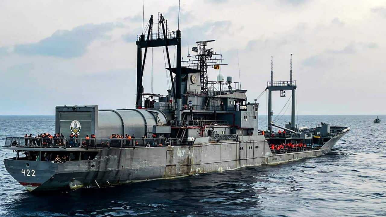 Iran arranges special transport to send sailors back from India