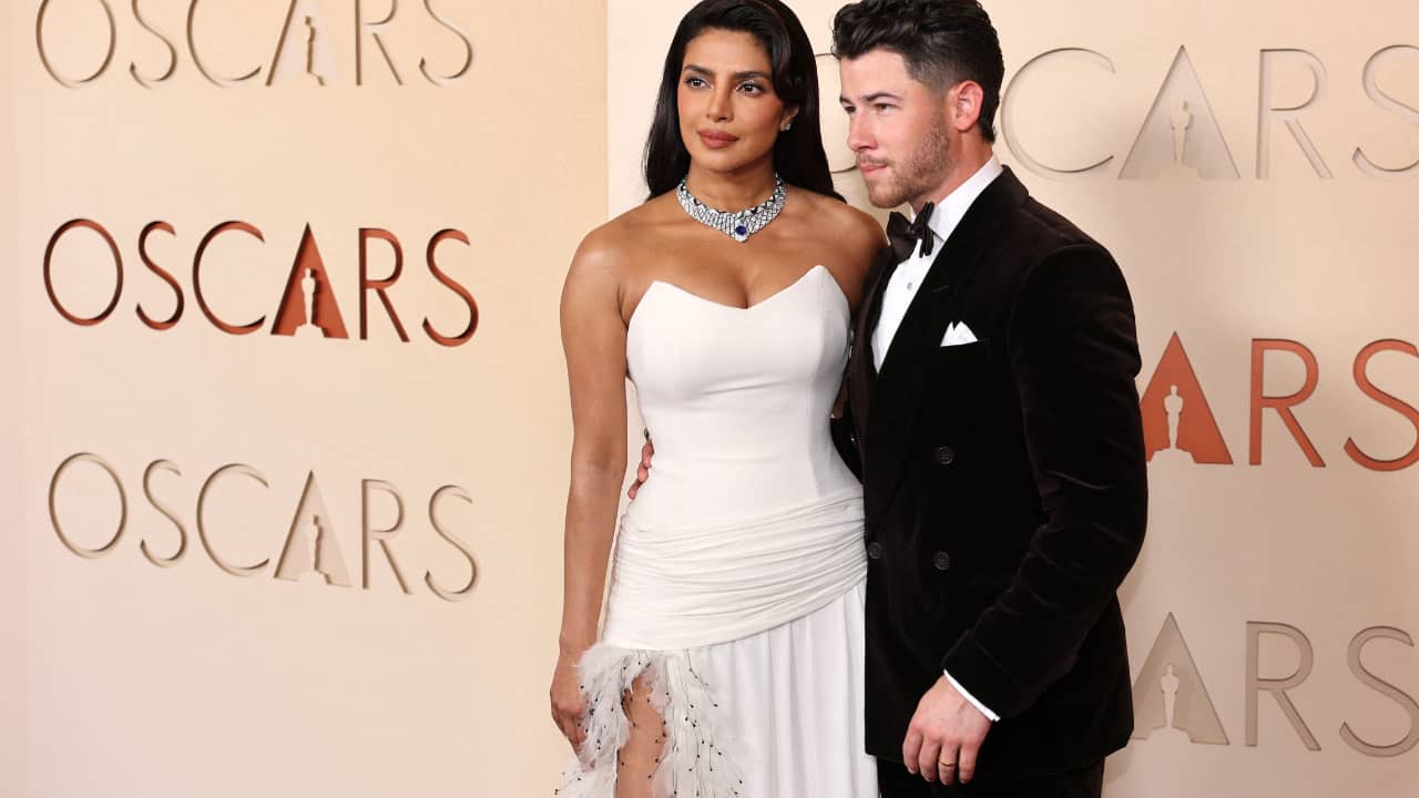 Priyanka and Nick look perfect on the Oscars red carpet. (Photo: Reuters) 