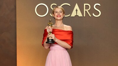 Jessie Buckley claimed her first Oscar on Sunday for her “Hamnet” performance that prompted almost anyone who saw it to blow through a box of tissues.

