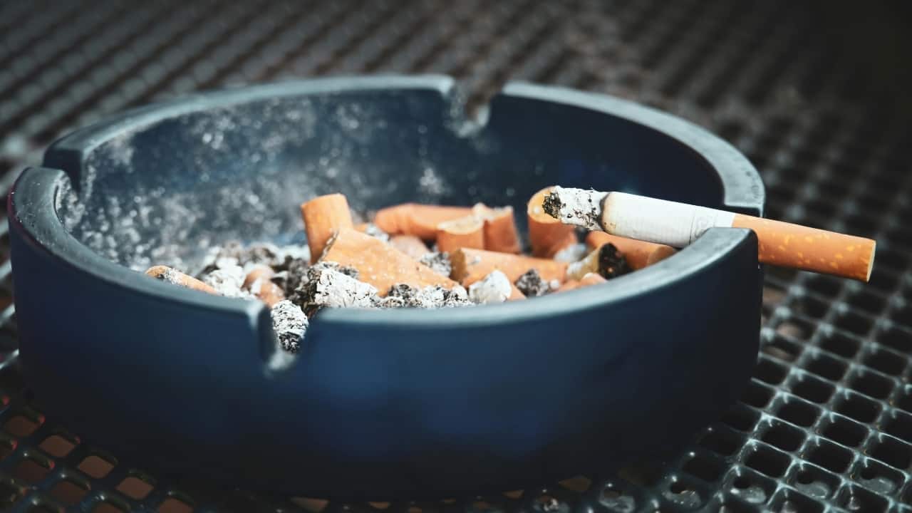 Father's smoking addiction can increase child's diabetes risk, warns study