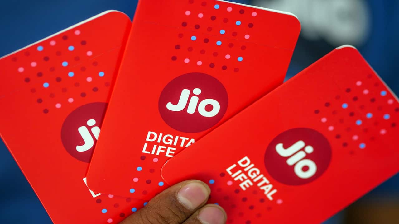 Reliance working with six investment banks for Jio IPO: Report