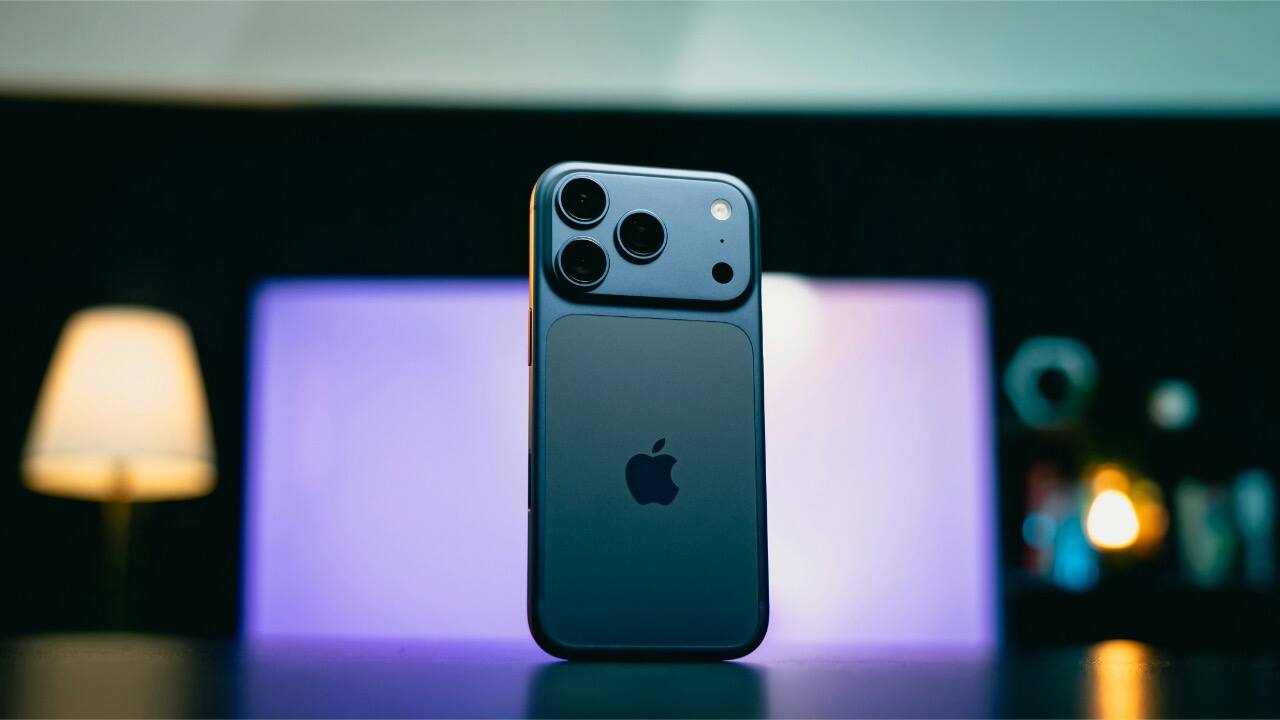 Apple IPhone 17 Pro Max Price In India Drops To Rs 79 800 With IPhone Apple IPhone 17 Pro Max Price In India Drops To Rs 79 800 With IPhone