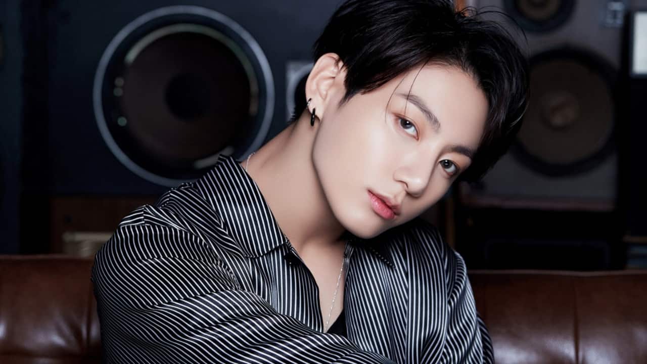 Jungkook’s surprise meet-up with Sung Si Kyung fuels buzz ahead of BTS comeback