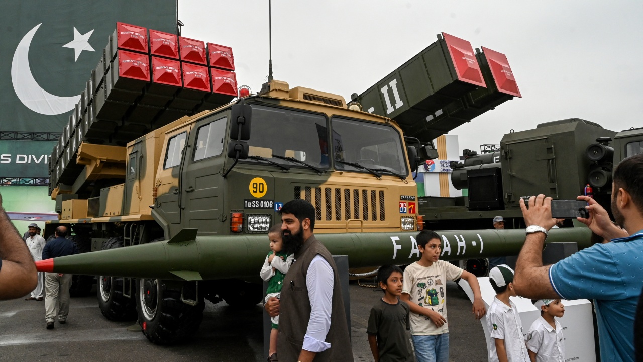 Pakistan Sent 8 000 Troops And Fighter Jets To Saudi Arabia While Pakistan Sent 8 000 Troops And Fighter Jets To Saudi Arabia While