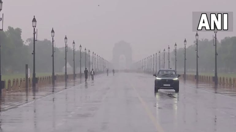 Delhi Weather: Fresh spell of rain, cloudy skies cool Delhi-NCR; more ...