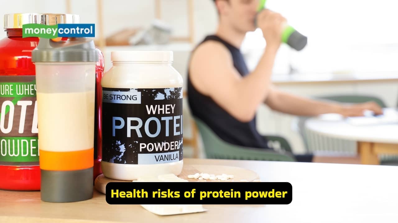 Top doctor shares 6 reasons protein powder is upsetting your stomach