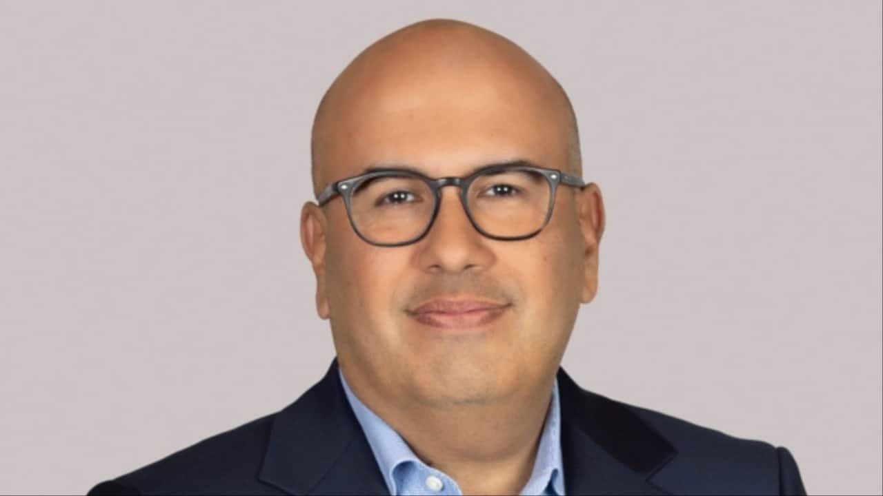 Fortune Brands' Indian CEO to get $18 million salary. Officially, he didn't work even a day