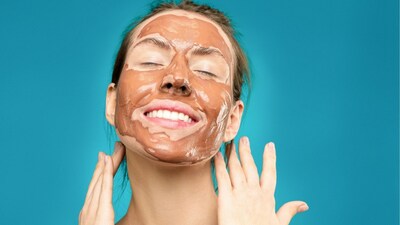  Skincare is important, because our skin undergoes oxidative stress due to pollution and blue light everyday. (Picture: Pexels)