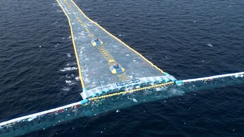 World’s largest ocean vacuum cleaner goes viral, aims to remove 90% of ocean plastic by 2040