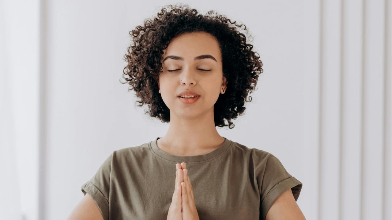 6 proven hacks mentally strong people use to navigate through life
