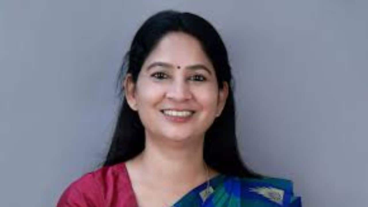 'Selling her eloquence and beauty': UDF leader’s remark on U Prathibha sparks outrage ahead of polls