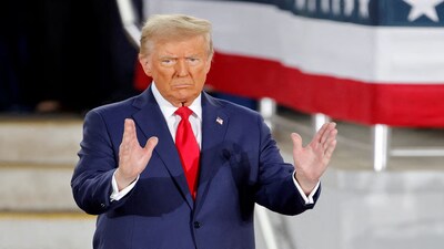 Trump says Iran ‘begging to make a deal’ amid war negotiations