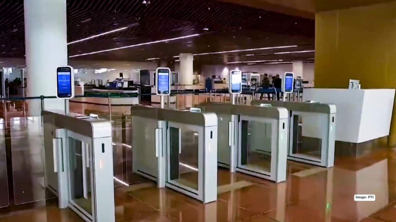 High airport charges, weak connectivity may keep foreign airlines away from Navi Mumbai, Noida airports for now- Moneycontrol