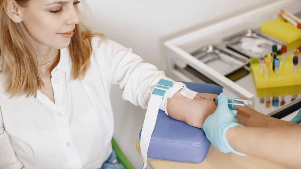 These 5 yearly blood tests could help detect health issues early, says neurosurgeon