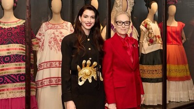Anne Hathaway, Meryl Streep begin The Devil Wears Prada 2 press tour with stylish Mexico city appearance