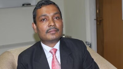 मोठा नोकरशाही बदल: चंचल कुमार, संजय लोहिया यांना महत्त्वाच्या नियुक्त्या