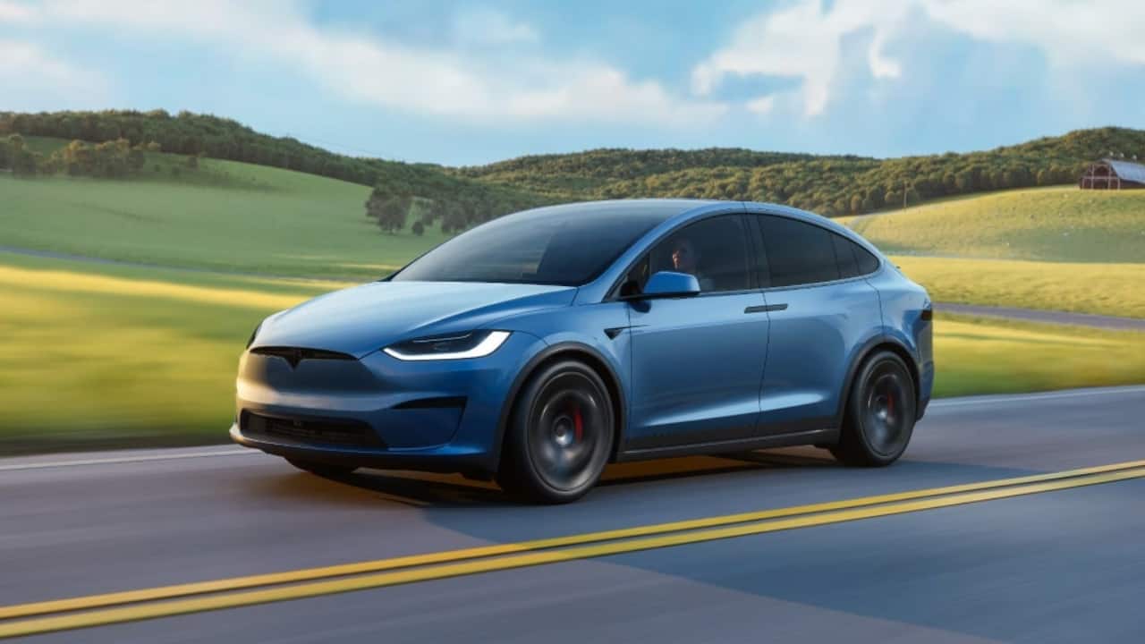 Tesla ends Model S, Model X custom orders as production winds down