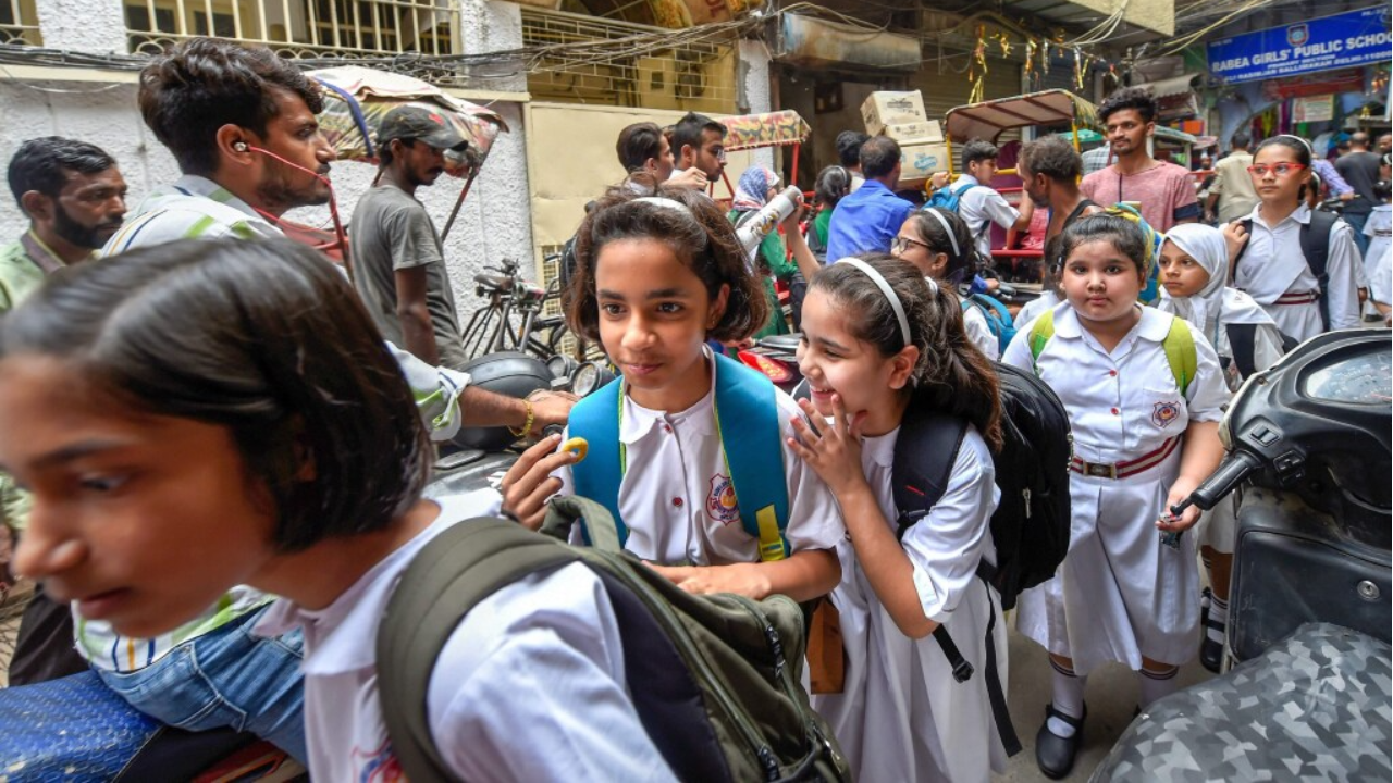Private schools can't compel students to purchase books, uniforms from designated vendors: Delhi govt
