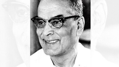 Quote of the day by Dr Bidhan Chandra Roy: “If we exert ourselves with determination, no obstacle…”