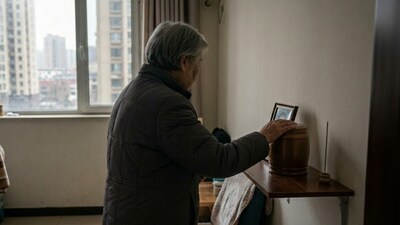 China bans storing cremated ashes in flats. (AI-generated representative image)
