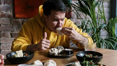 Steamed momos should be preferred over fried ones. (Picture: Pexels)