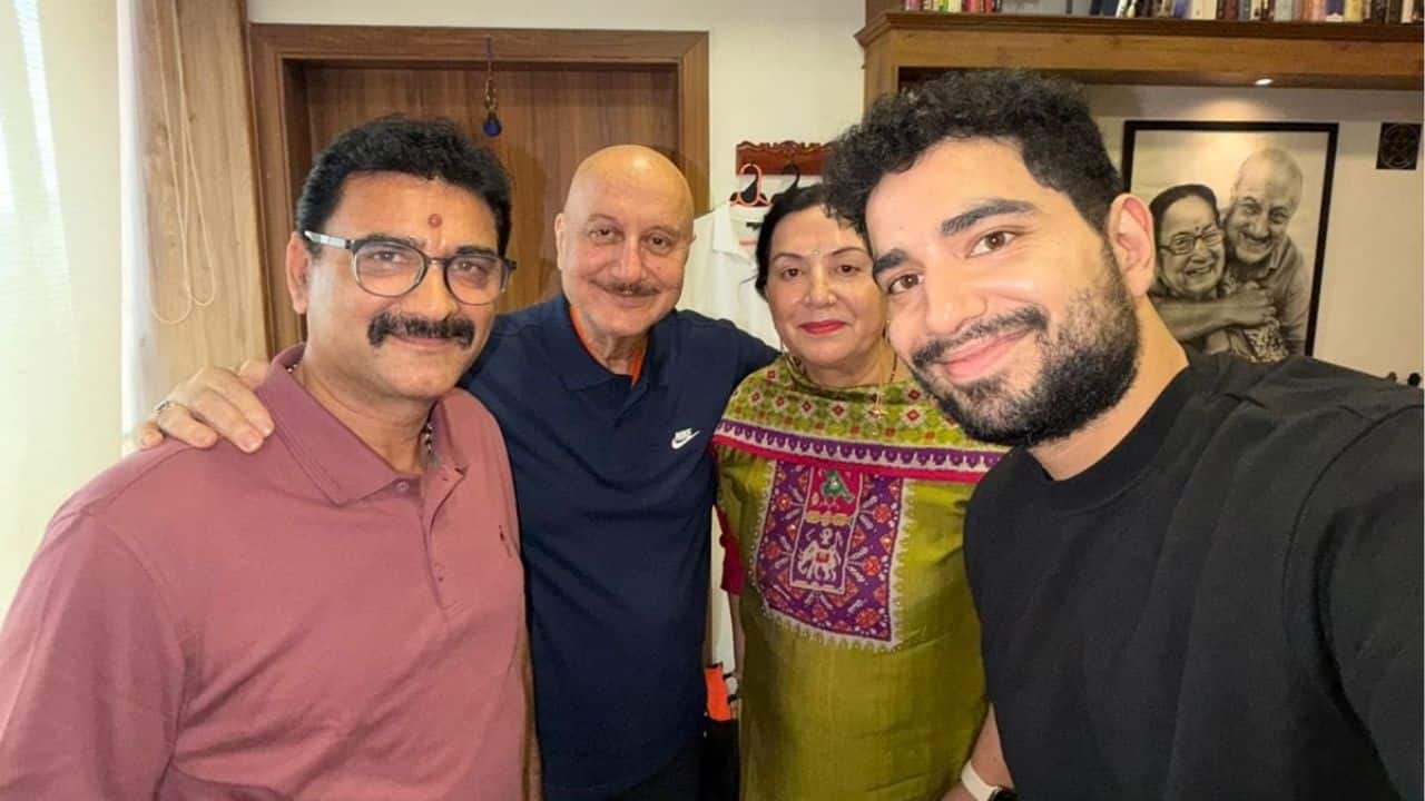Anupam Kher calls Samay Raina ‘genius’ after meeting him and his parents, says 