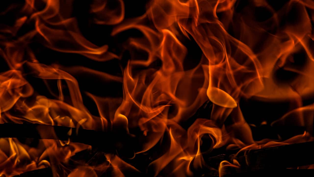 Maharashtra man kills wife days after childbirth, burns face to hide identity; arrested