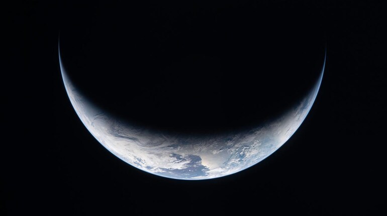 NASA Artemis II mission update: Astronauts reach halfway point between ...