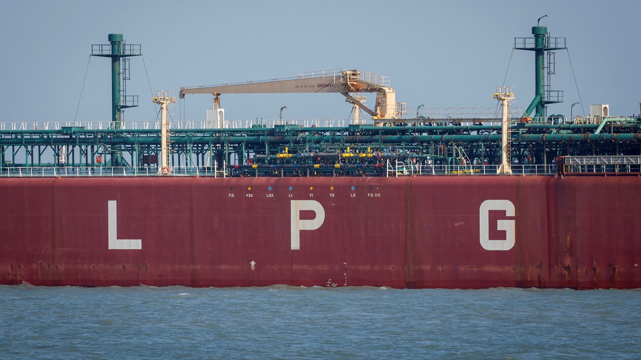 India broadens Russian shipping insurance access to secure oil shipments