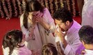 WATCH: Sachin Tendulkar in tears at Asha Bhosle's antim darshan, Mohammed Siraj consoles grieving Zanai Bhosle