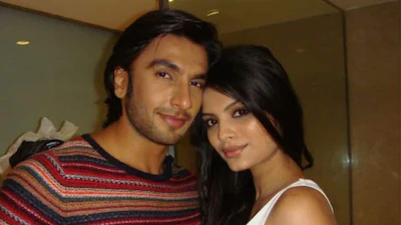 Ranveer Singh was shy during first Bikini shoot, Sonali Raut reveals 