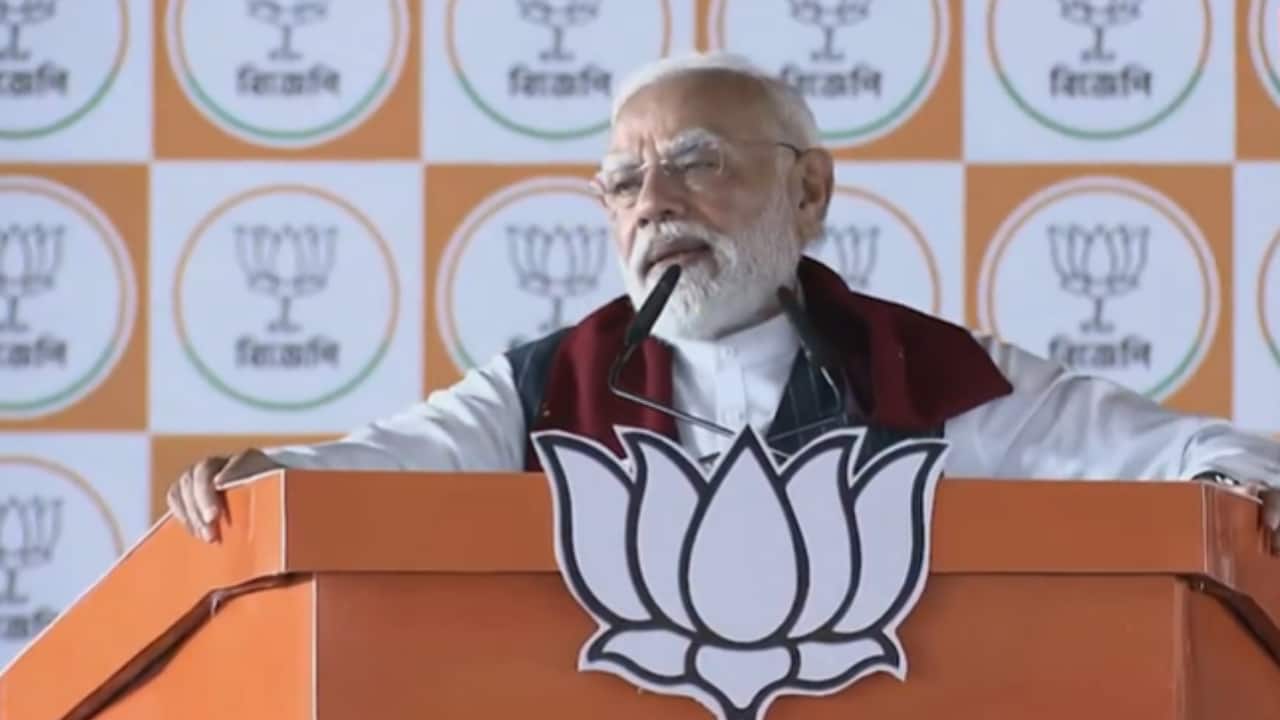 PM Modi in West Bengal: 'Election about protecting Bengal's identity, legacy; TMC filling coffers for 15 years'