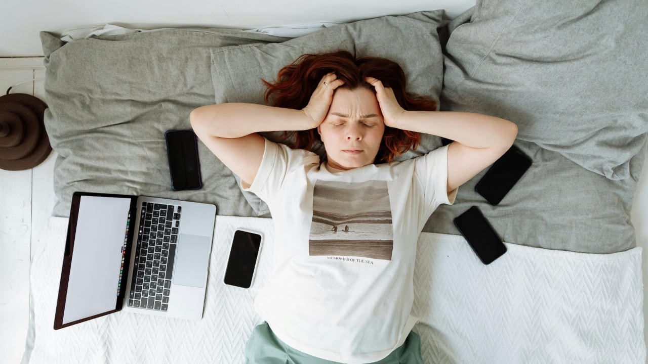 Psychologist explains why your energy levels and focus fluctuate daily
