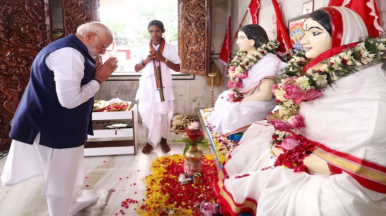 PM Modi visits Matua stronghold as West Bengal electoral battle heats up