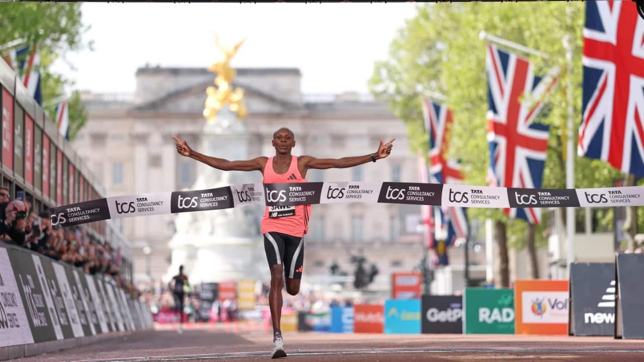 Kenya’s Sabastian Sawe creates world-record, clocks 1 hour, 59 minutes and 30 seconds to win London Marathon
