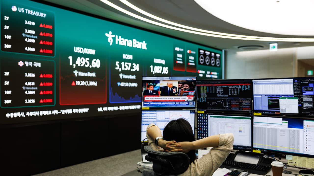 Emerging stocks rise to record high on AI, Iran’s Hormuz offer