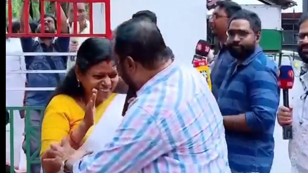 Kerala Congress leader under fire after trying to hug female MLA as she  resists | Watch Video