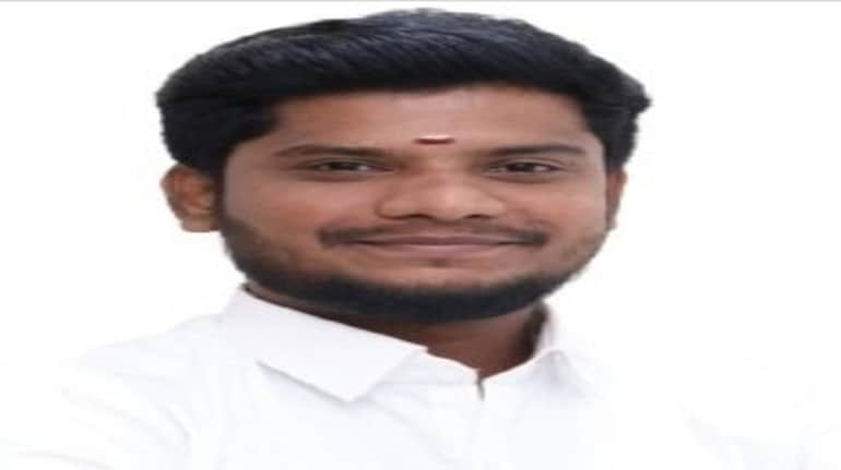 'Kindly help me': Old job hunt chats of TVK MLA Ramesh leave social ...