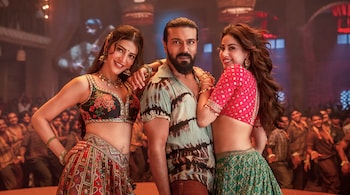Did Janhvi Kapoor agrees with viral post criticizing her character  Achiyyamma's portrayal in Peddi? Actor's social media activity sparks buzz