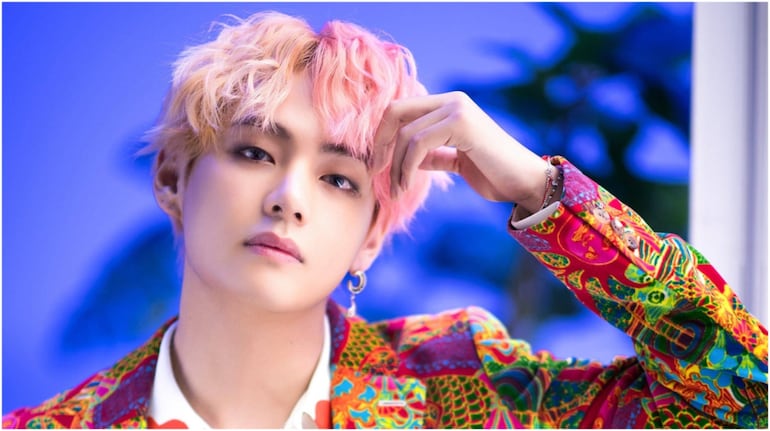 BTS’s V's fans have a meltdown as he makes a wild “elope” comment ...