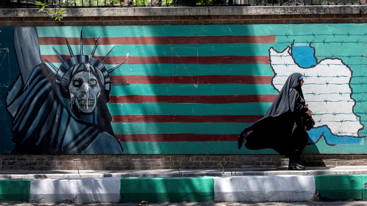 Iran Dismisses Trump’s Claims on Hormuz, Nuclear Material, and Peace Talks