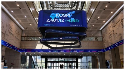 The Kospi, the world’s best-performing major equities benchmark in the first half, has since lost 22% to be the worst in the second half while its AI-heavy Taiwanese and US peers set new highs. (File pic)