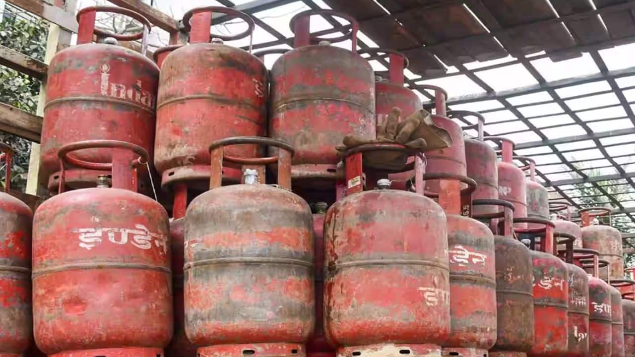 Centre steps up push to replace LPG with PNG in households
