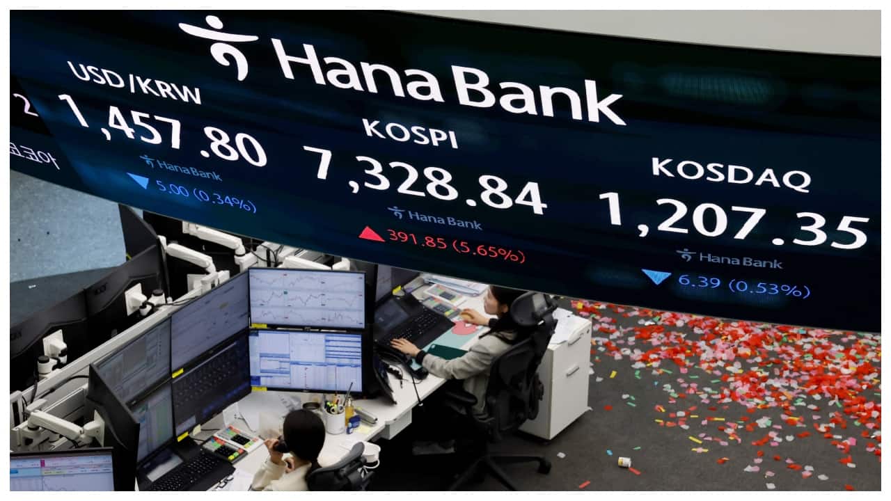 Korea's Kospi surges 8% as Iran deal hopes lift chip stocks