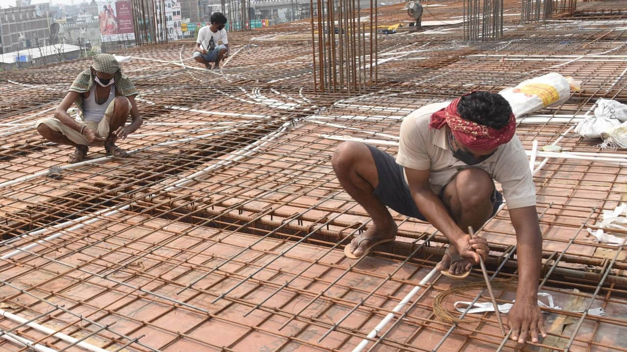 Monsoon Lull Drives TMT Rebar to Six‑Month Low at Rs 50,000/Tonne