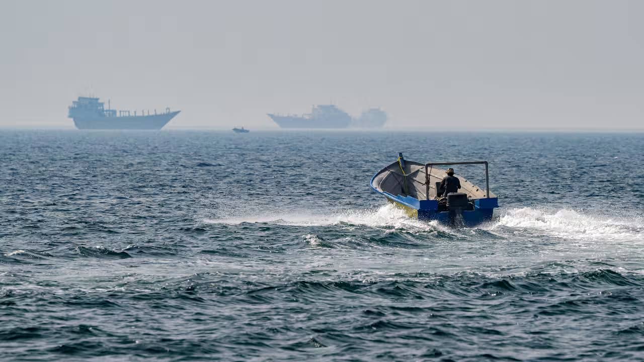 Shipping firms stay wary as Hormuz traffic slumps amid uncertainty over US-Iran talks