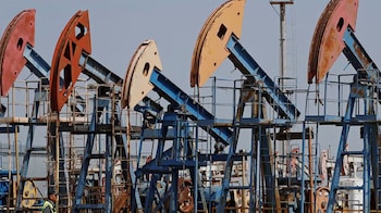 Asian refiners slow Middle East crude buying as Hormuz fears ease and supply swells