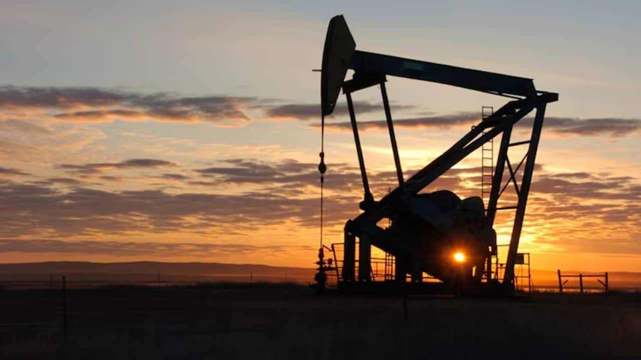 Oil prices drop after Qatar, Bessent raise hopes of a US-Iran deal