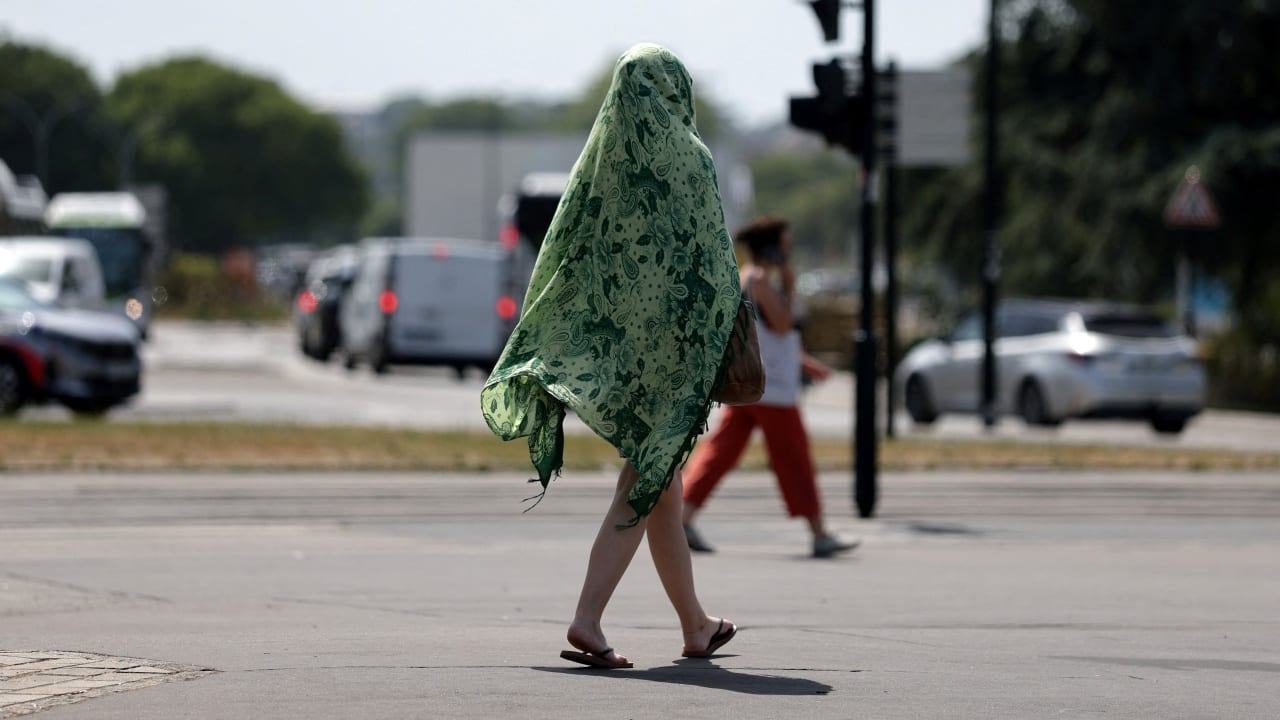 How soaring temperatures are transforming Asia's biggest tourist hotspots